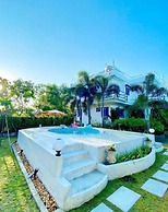 Club Monet Beach Resort By Cocotel