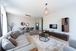 Green Hills Suites