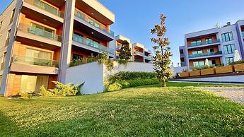 Green Hills Suites