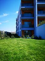 Green Hills Suites
