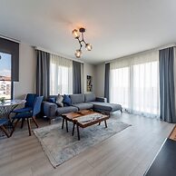 Green Hills Suites