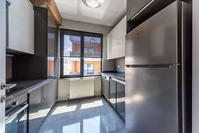 Green Hills Suites