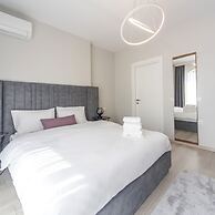 Green Hills Suites