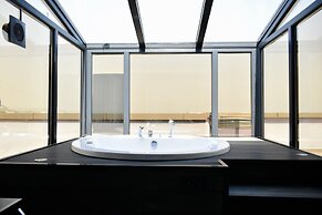 Green Hills Suites