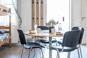 Tallbackens Gård & Vandrarhem - Hostel