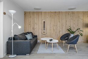 Tallbackens Gård & Vandrarhem - Hostel