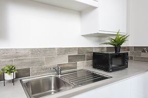 Cosy 2BR Apt Arndale Northern Qtr