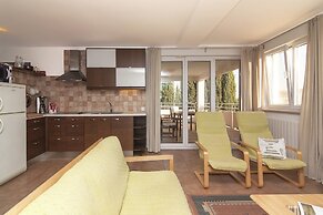 Apartments Levan Ceja