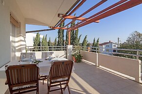 Apartments Levan Ceja