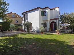 Apartments Ana Valbandon