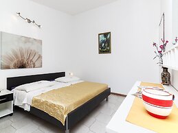 Apartments Ana Valbandon