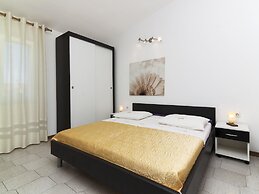 Apartments Ana Valbandon