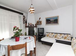 Apartments Ana Valbandon