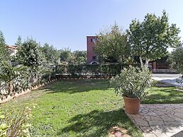 Apartments Ana Valbandon