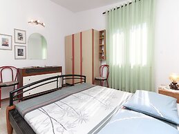 Apartments Ana Valbandon