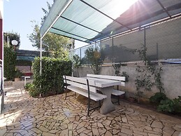 Apartments Ana Valbandon