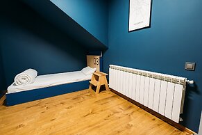 Yard Hostel & Coffee