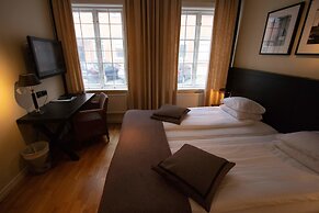 Dialog Hotel Villan