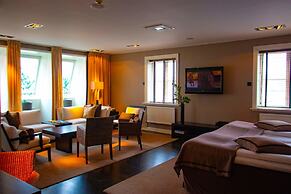 Dialog Hotel Villan