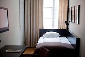 Dialog Hotel Villan