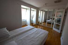Dialog Hotel Villan