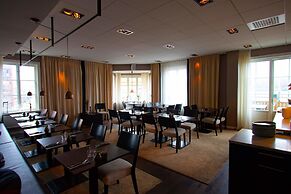 Dialog Hotel Villan