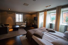 Dialog Hotel Villan