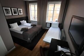 Dialog Hotel Villan