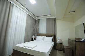Ayvon Express Hotel