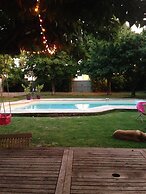 Olonzac. Chambres d hôtes avec piscine