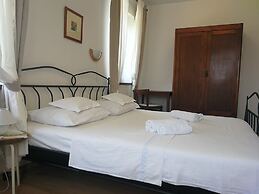 Appartment House Peresiji
