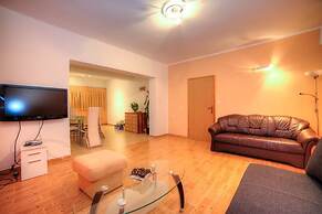 Apartments Orange Medulin