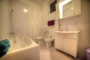 Apartments Orange Medulin