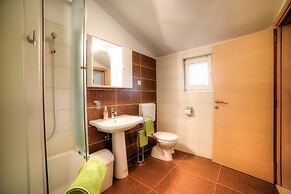 Apartments Orange Medulin