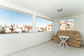 Apartments Orange Medulin