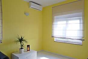 Apartments Orange Medulin