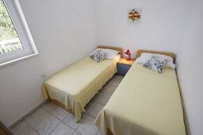 Apartments Vesna Mimice