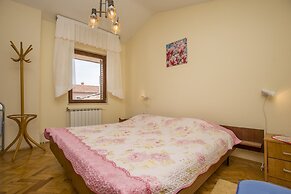 Apartment Marija Valtura / One Bedroom