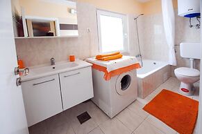 Apartment Tomy / Studio A2