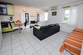 Apartment Tomy / Studio A2