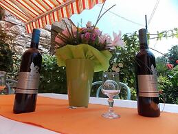 Apartment Tomy / Studio Terrace A1