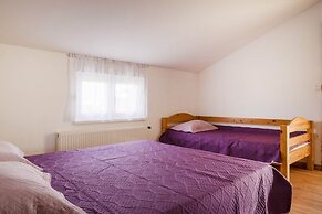 Apartments Ana Pula / Exclusive two Bedroom A5