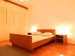 Apartment Jagoda / Two Bedrooms A1