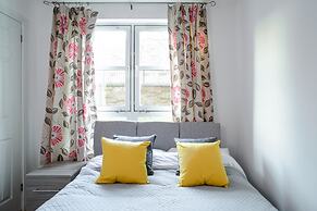 Charming Edinburgh Apartment