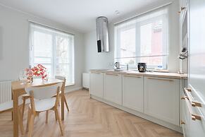 HappyStay Comfort Apartment By the Beach