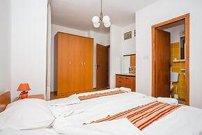 Apartments Adria