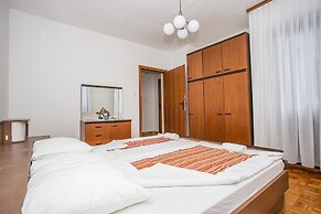 Apartments Adria