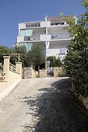 Apartments Duje O.gornji