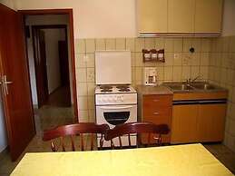 Apartments Ivan Rogoznica