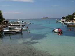 Apartments Ivan Rogoznica